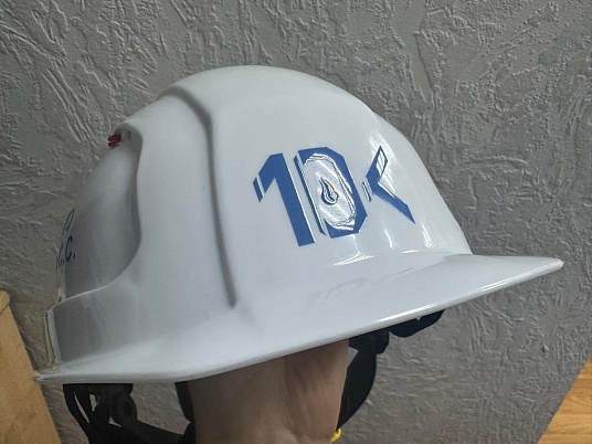 Изготовление наклеек Дтф уф с лаком