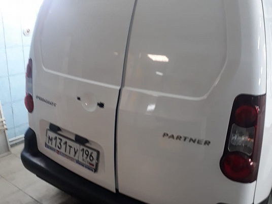 Брендирование пежо партнёр "Фигурист"