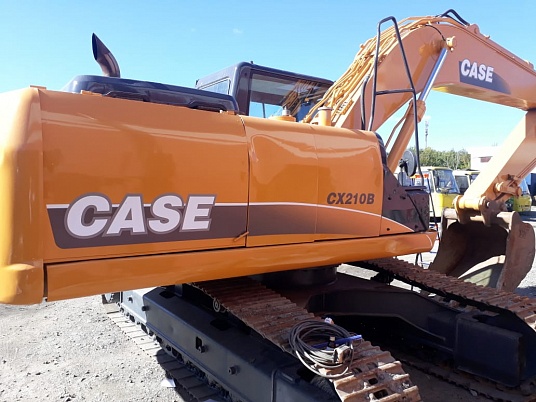 Брендирование экскаватора Case