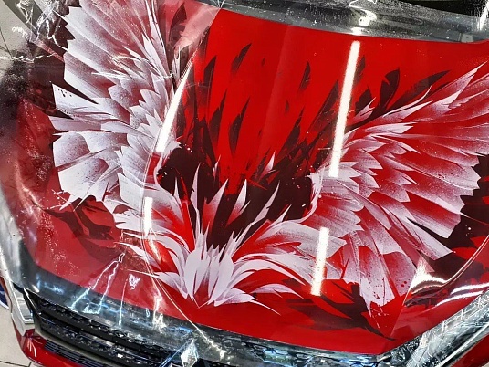 Изготовление наклеек на автомобиль