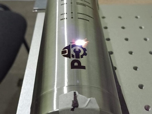 Гравировка на термосе