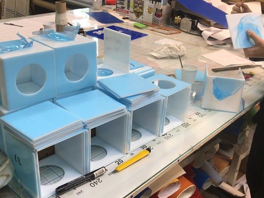 Изготовление коробок из оргстекла на заказ