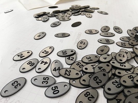 Изготовление бирок